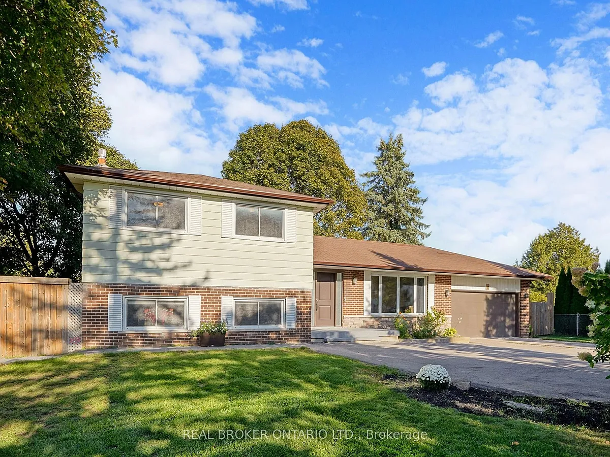 Photo 1 of 46 - 15 Jasmine Cres - Whitchurch Stouffville, ON Primary Photo - 15 Jasmine Cres