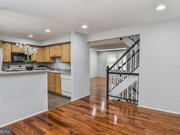 4th image of 10306 Granite Creek Ln