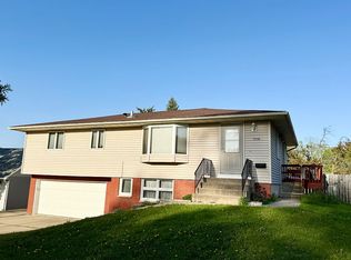 1538 3rd Ave SW, Rochester, MN 55902