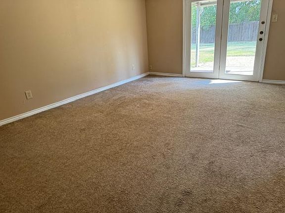 5th image of 6325 Friartuck Ln
