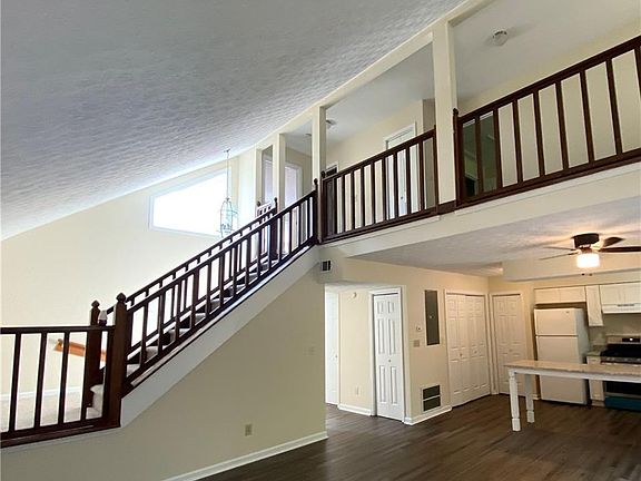 5th image of 2122 Country Walk Way SE #A