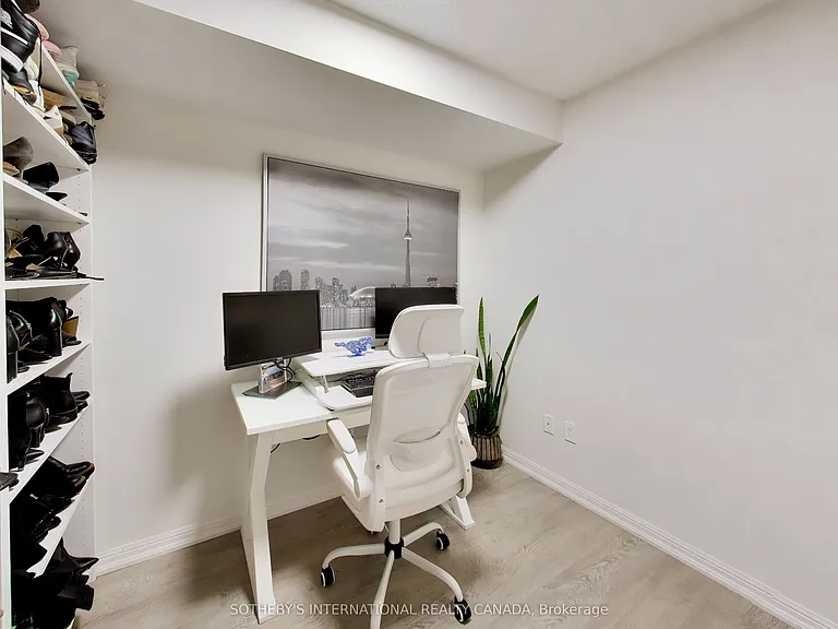 85 E Liberty St #720 — Photo 6