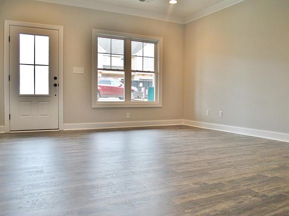 5th image of 1033 Graystone Lot 4