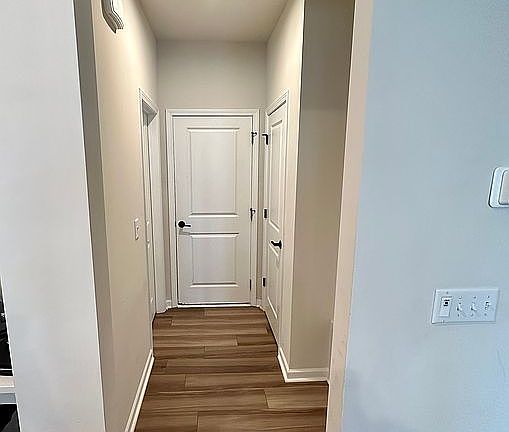 5th image of 119 Isleworth Ave #A