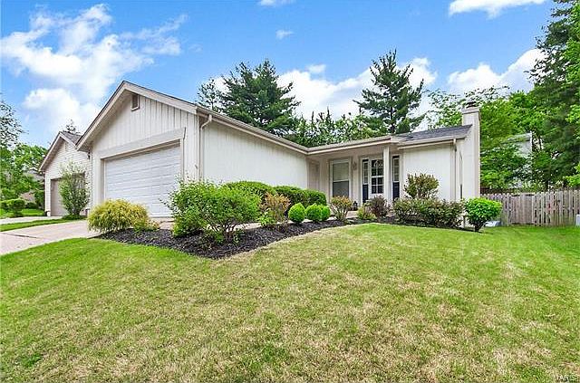 1st image of 1582 Meadowside Dr