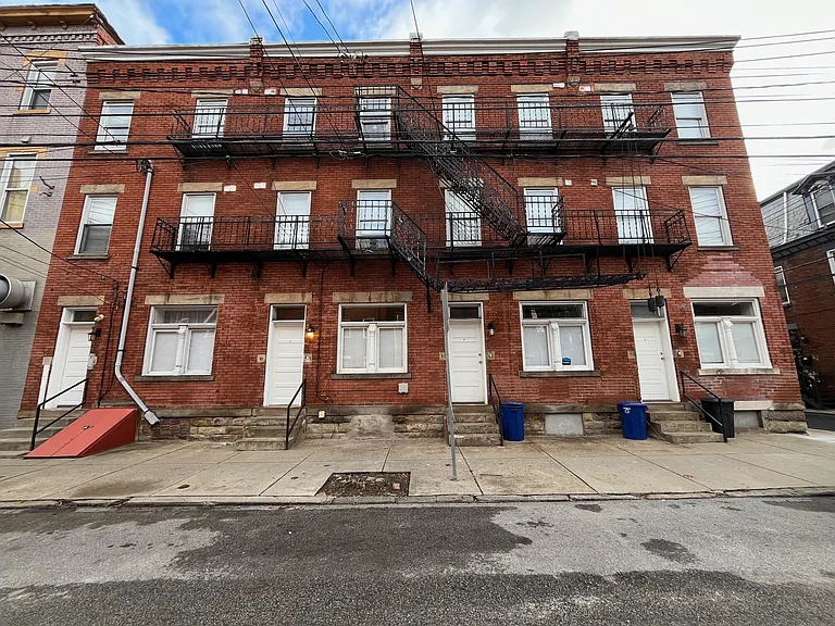 89-95 S 22nd St — Photo 13