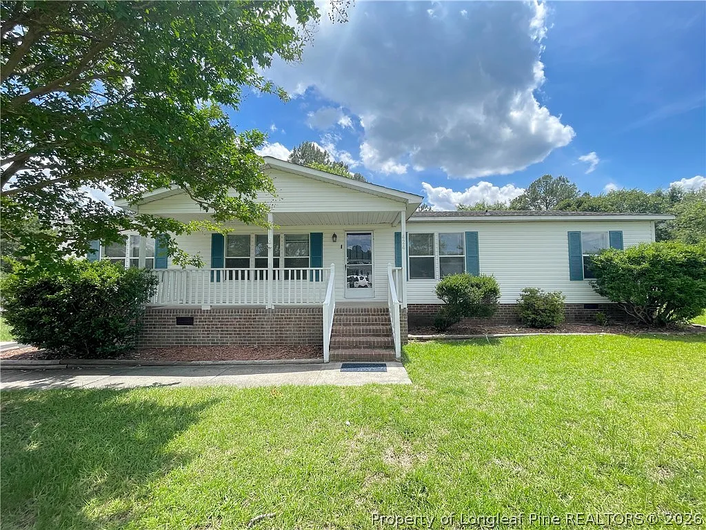4 bed, 2.0 bath, 1568 sqft, $1,450 — Photo 4