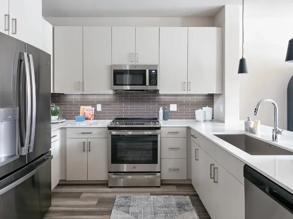 (undisclosed Address), White Plains, NY 10605