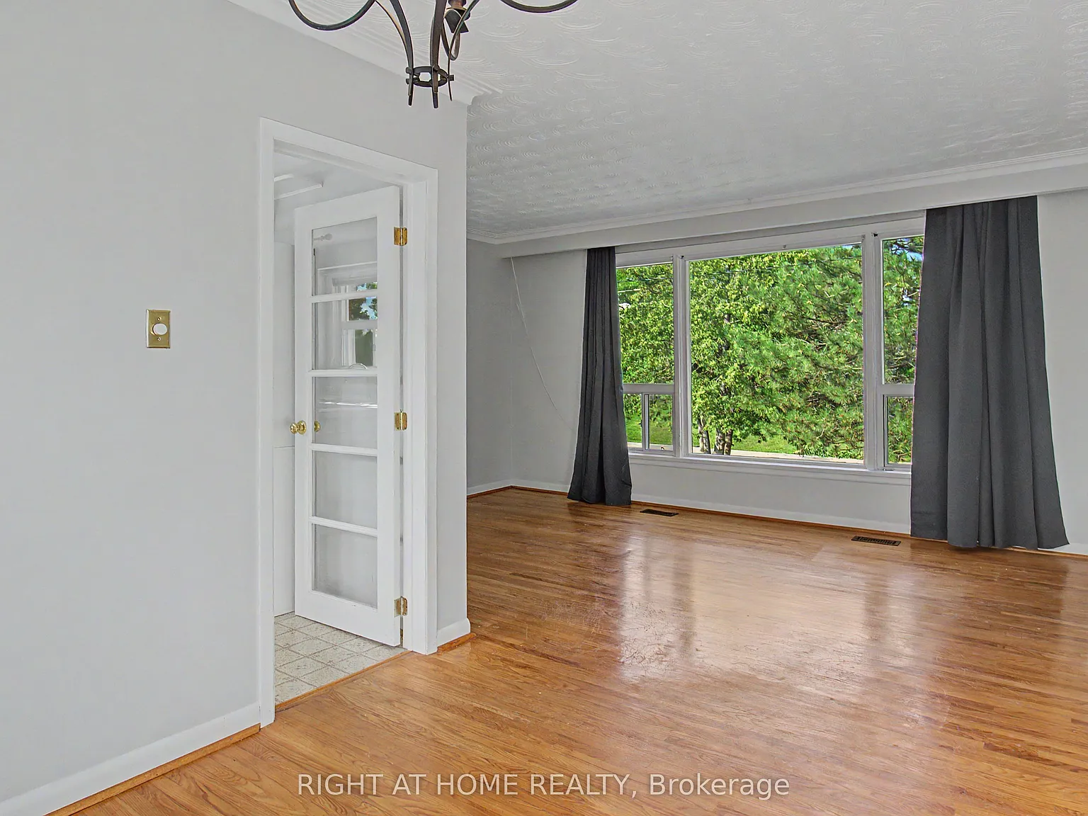 3 bed, $2,499 — Photo 4