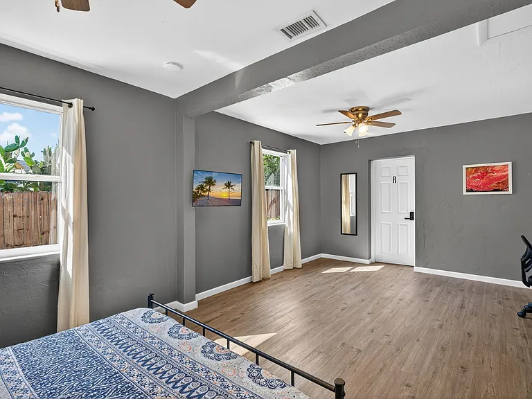 2159 Gerard Ct — Photo 19