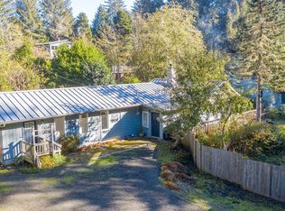 89946 Tunnel Point Ln, Coos Bay, OR 97420