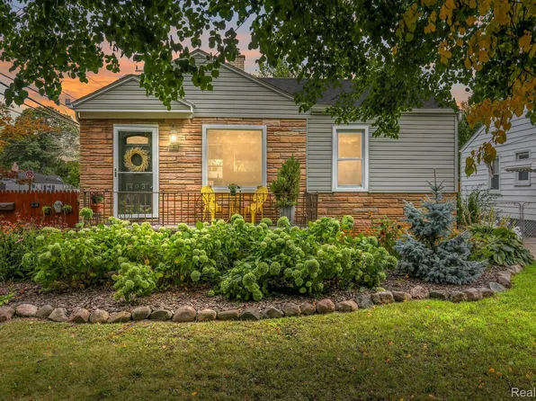 1403 E Evelyn Ave, Hazel Park, MI 48030