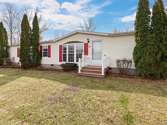 2nd image of 3765 Spielman Rd
