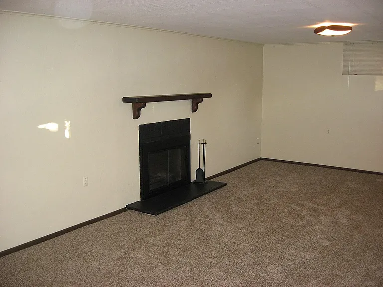1532 Gay St — Photo 5