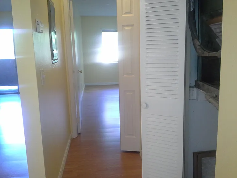 602 Kenwick Cir #205 — Photo 8