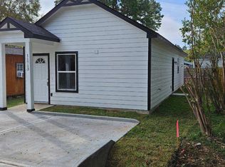11706 White Cedar St, Willis, TX 77318
