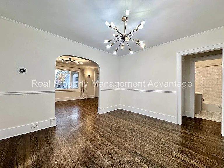 310 W Hazelhurst St — Photo 8