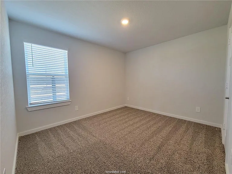 1232 Amistad Loop — Photo 10