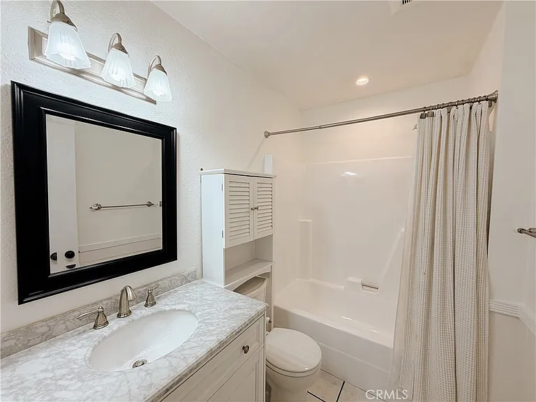 104 S Francisca Ave #C — Photo 14