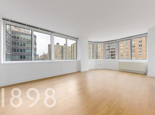 140 Riverside Blvd #1227N, New York, NY 10069