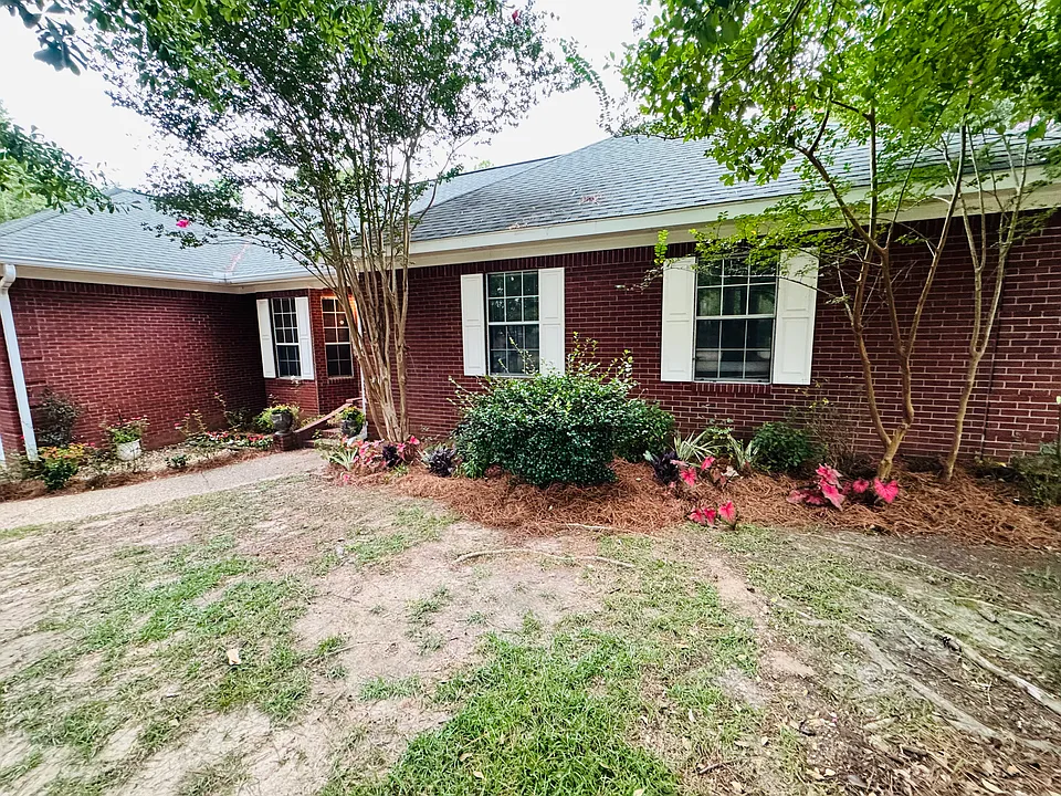 19 Suncrest Cir