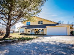 416 W Pleasant Grove Rd, Rogers, AR 72758