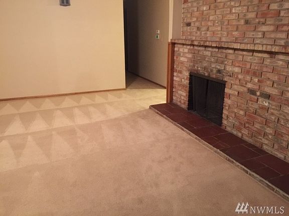 4th image of 12002 Clover Creek Dr SW