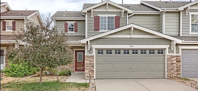 5744 Raleigh Cir