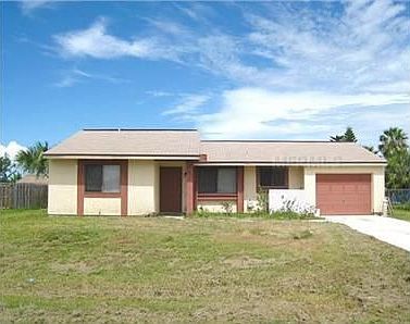 1st image of 5041 Chaves Cir