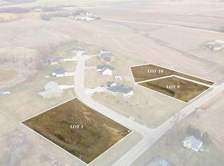 10 Buresh Ests #4, Ely, IA 52227