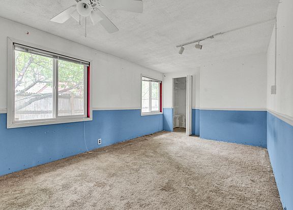 5th image of 5137 W 100th St