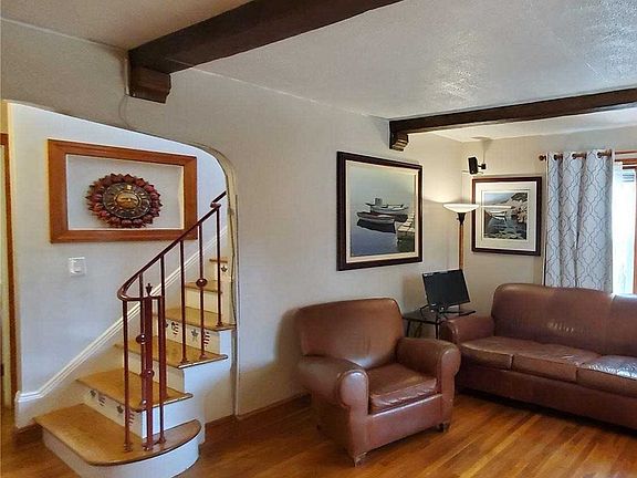 4th image of 14 E Woodbine Dr