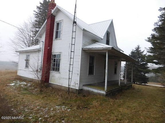 2nd image of 2306 S 28th Ave