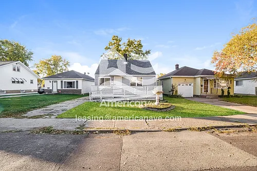 908 E Maywood Ave Photo 1