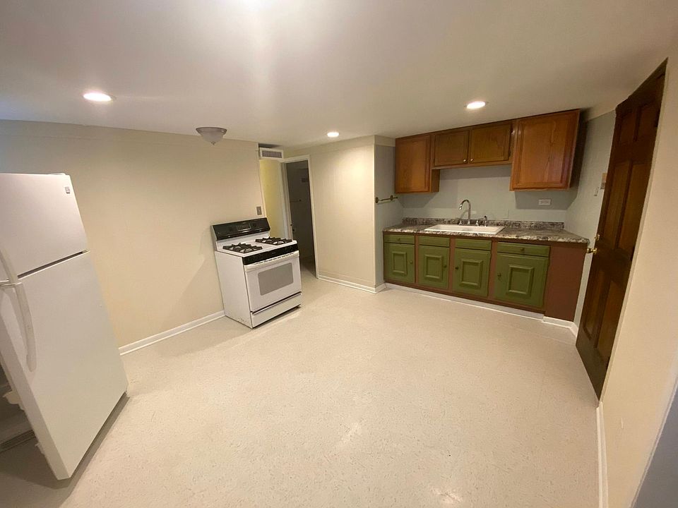 1st image of 3219 W Catalpa Ave
