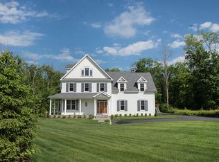 96 Garibaldi Ln, New Canaan, CT 06840
