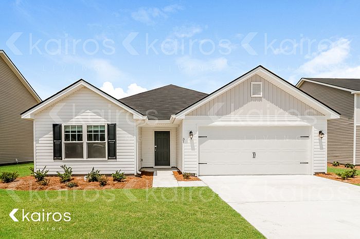 1st image of 31 Red Oak Dr