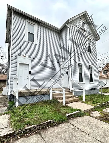 654 Deming St Photo 1