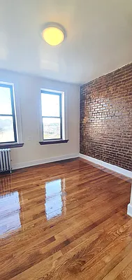 Rented by Axxess Realty Group | media 10