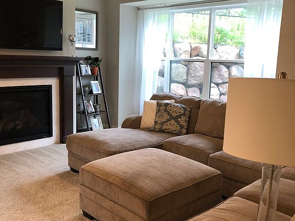 Living room 1