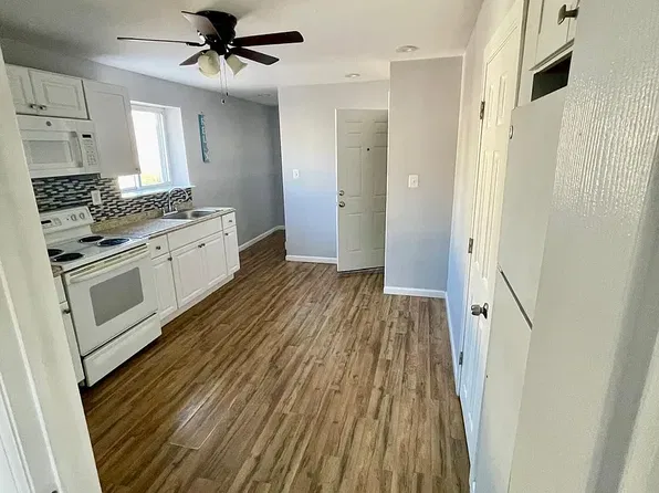 5245 Hawthorne St #2, Philadelphia, PA 19124