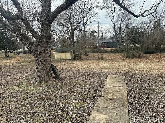 4th image of 2523 Shady Ln