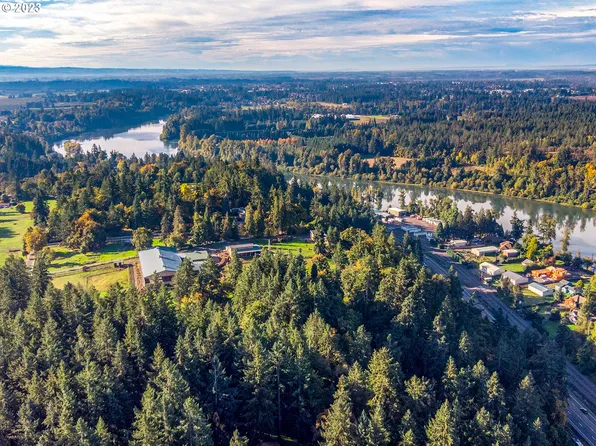 (undisclosed Address), Oregon City, OR 97045