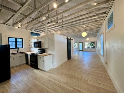 1135 N Summit Ave, Pasadena, CA, 91103