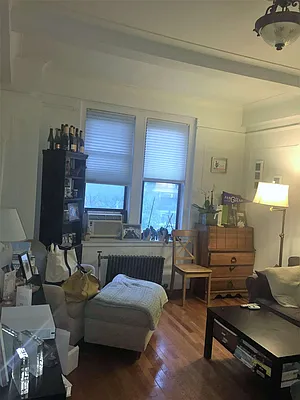 Rented by Pink Stone Realty LLC | media 19