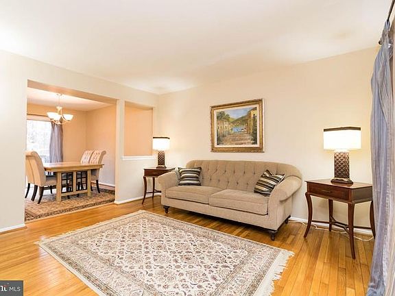 5th image of 5802 Wood Poppy Ct