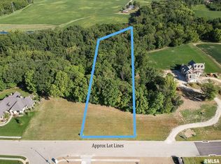 35 Timber Wolf Dr, Morton, IL 61550