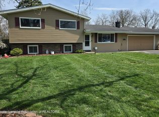 2731 Prairie Dr, Adrian, MI