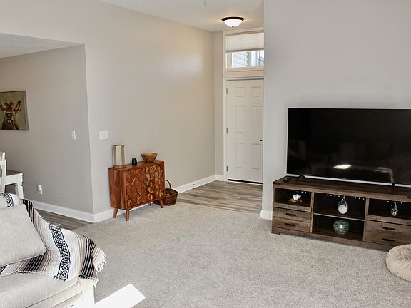 3rd image of 3701 Ashton Dr