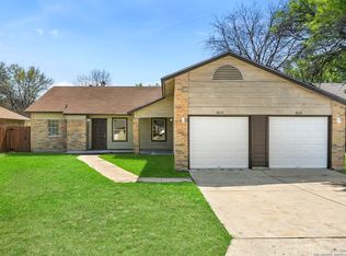 8834 Meadow Range St, San Antonio, TX 78250